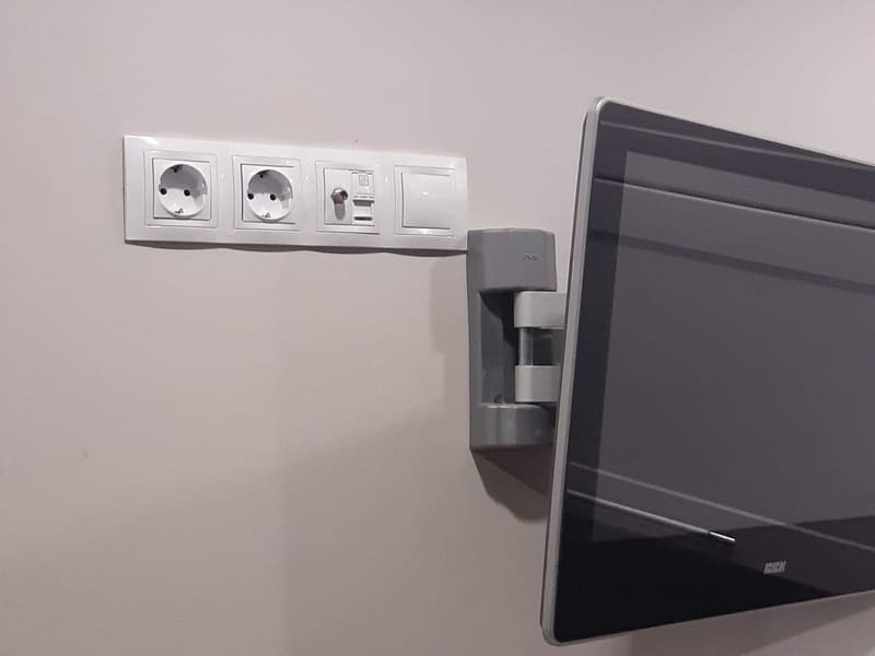 Встановлення розеток Миколаїв